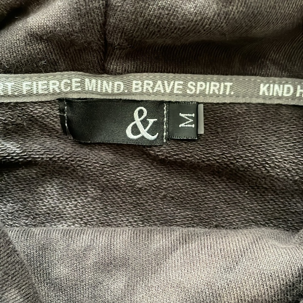 Ampersand Ave black charcoal pullover Sz M - Picture 6 of 6